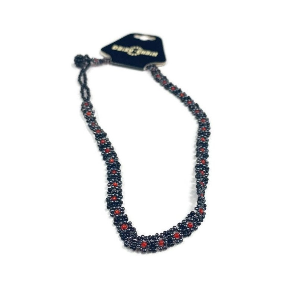 NWT Daisy Chain Black & Red Necklace